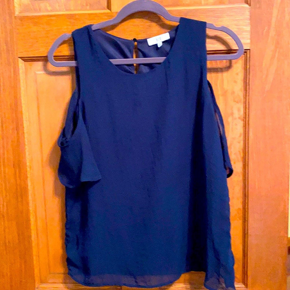 Ladies Navy Cold Shoulder Top Size Medium